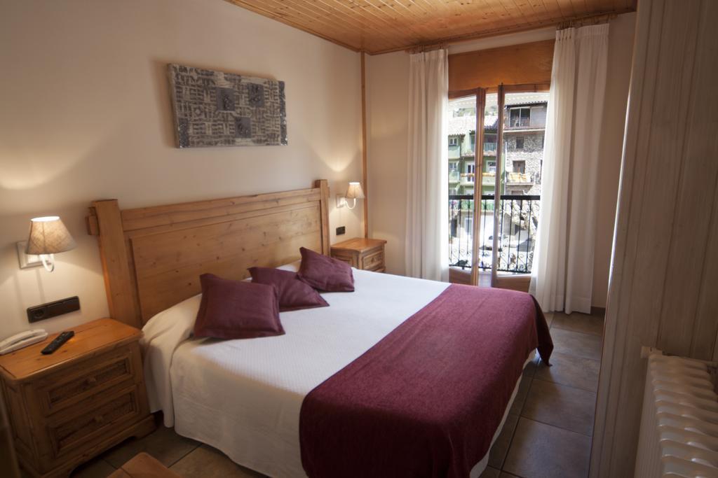 Hotel Sant Roc Camprodon Kültér fotó