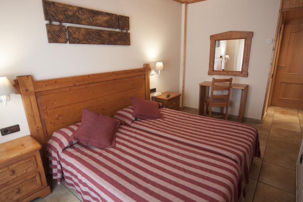 Hotel Sant Roc Camprodon Kültér fotó