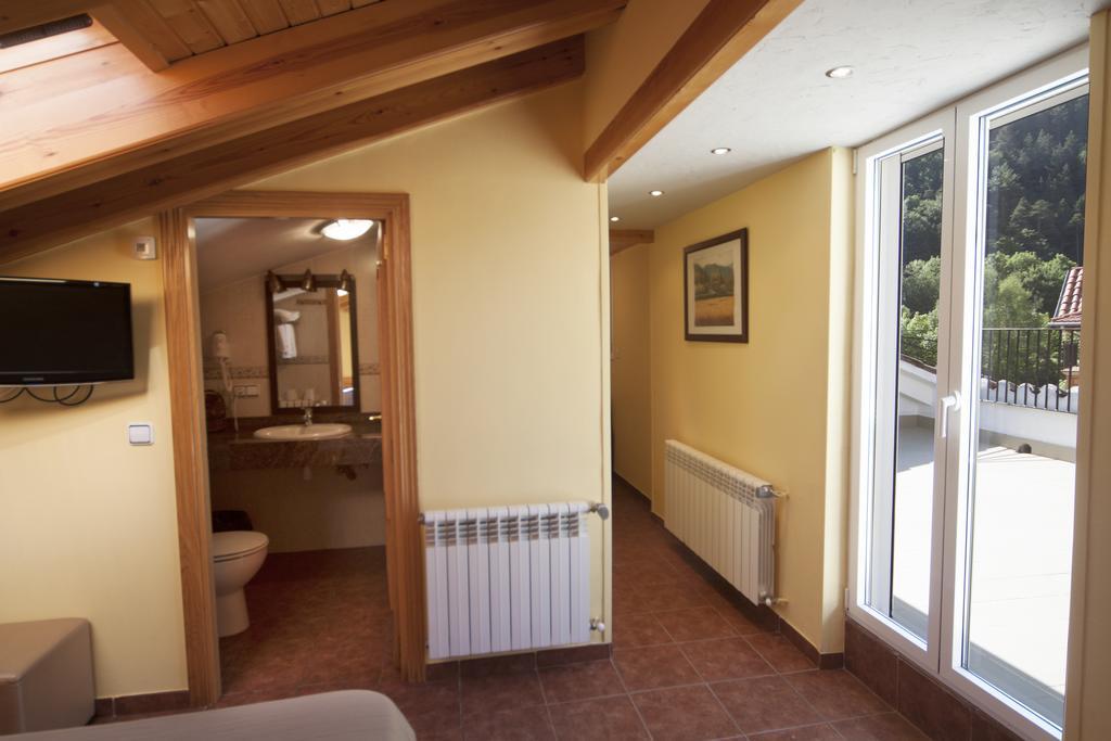Hotel Sant Roc Camprodon Kültér fotó